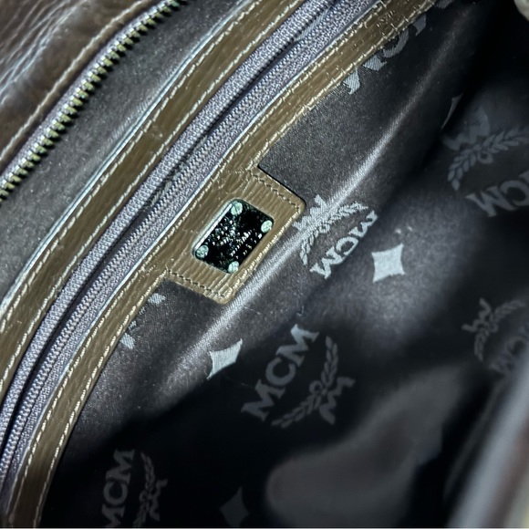 Gorgeous EUC- MCM Marble Visetos Crossbody-Tan/Brown Coated Canvas-Leather Trim - Picture 6 of 17